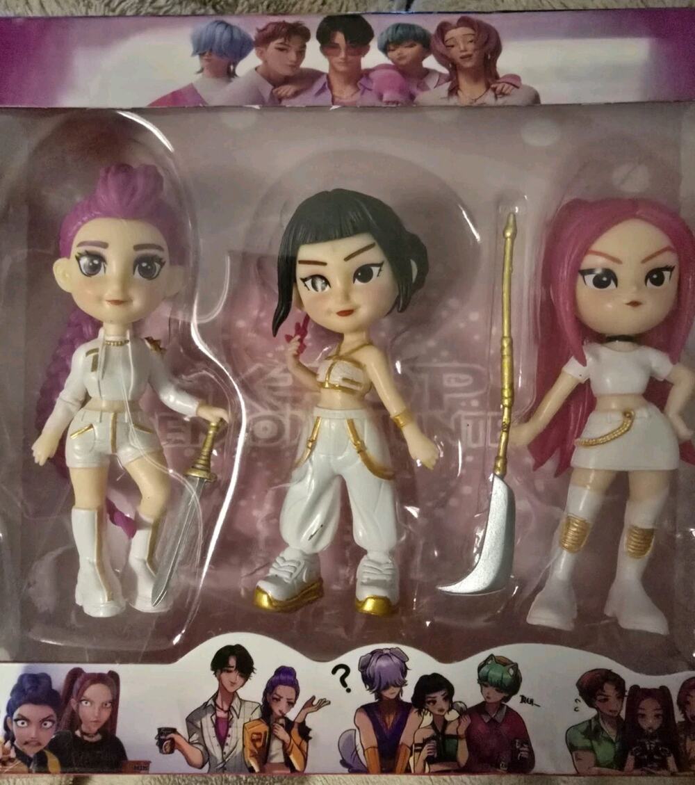 New KPop Demon Hunters Huntrix Rumi Mira Zoey Medium Anime Figures Cosplay Doll